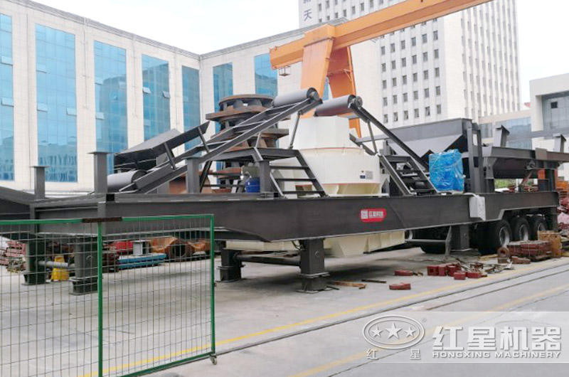 移動式制砂機(jī)，轉(zhuǎn)場方便的河石制砂機(jī)